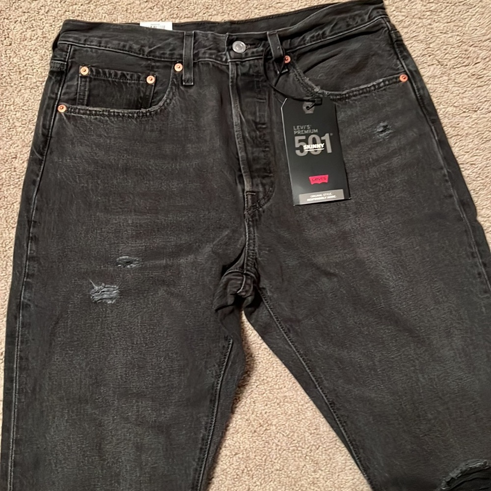 Levi’s 501 high rise, skinny, button fly “washed black” Jeans 31x28
